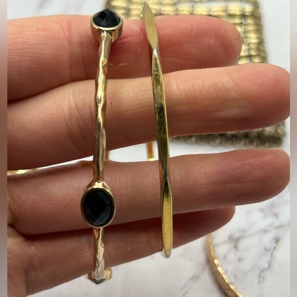 10 assorted style gold tone bracelets - Picture 7 of 12